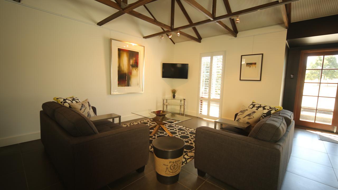 Irongate Studio B&B Mintaro Kültér fotó